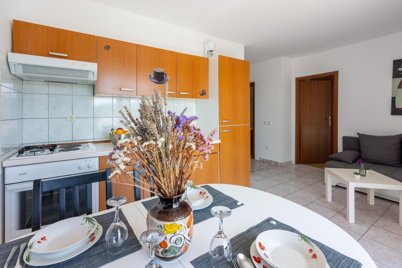 Apartments Antonija تْسْغيكفانِتْسا المظهر الخارجي الصورة