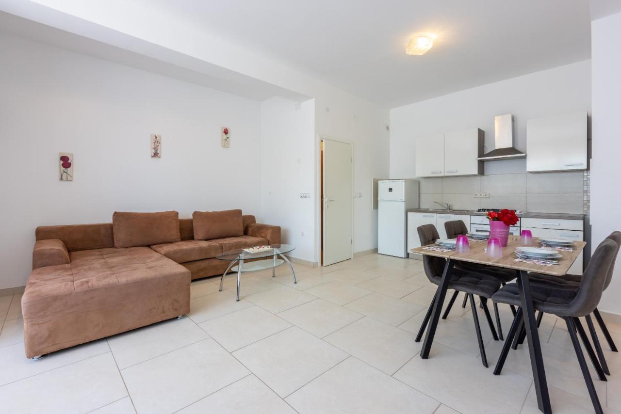 Apartments Antonija تْسْغيكفانِتْسا المظهر الخارجي الصورة
